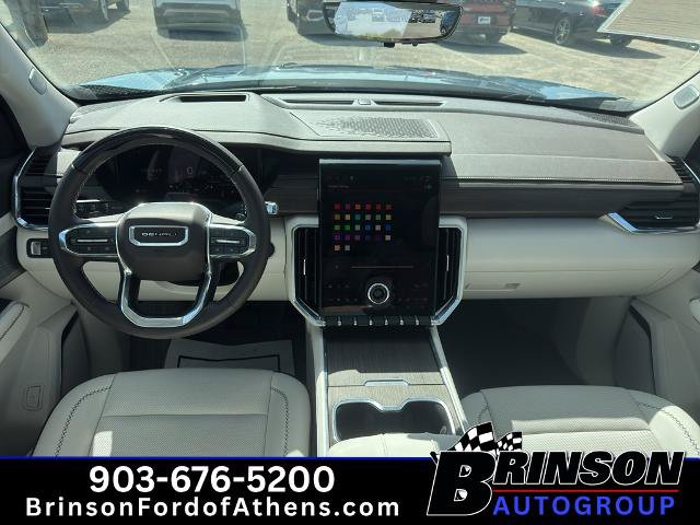 Used 2025 GMC Acadia Denali w/ Super Cruise Package FWD image 19