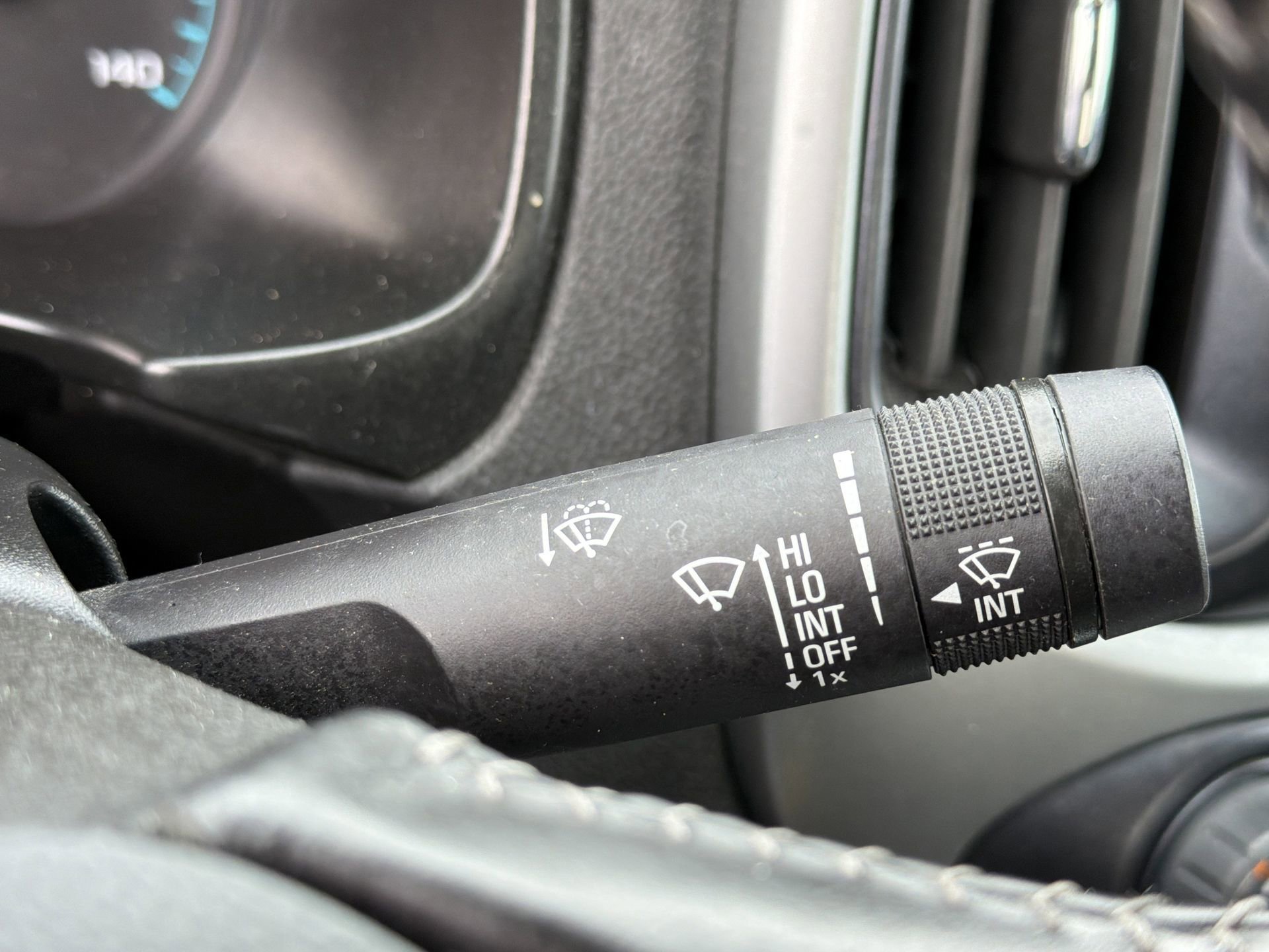 Used 2022 Chevrolet Colorado LT w/ Fleet Safety Package image 19