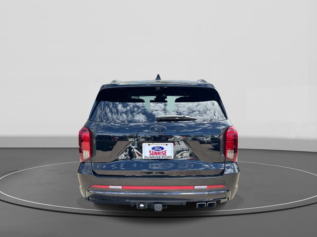 Used 2025 Hyundai Palisade Calligraphy AWD/4WD image 3