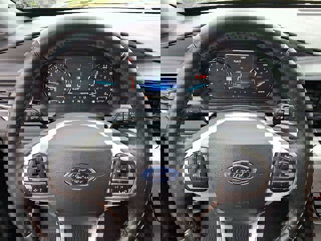 Certified 2022 Ford Explorer XLT w/ Equipment Group 202A image 18