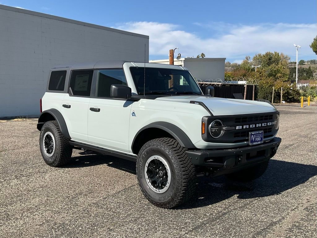 Certified 2024 Ford Bronco Black Diamond w/ Sasquatch Package image 13