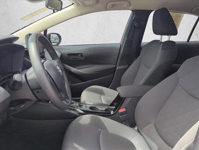 Used 2022 Toyota Corolla LE FWD image 15