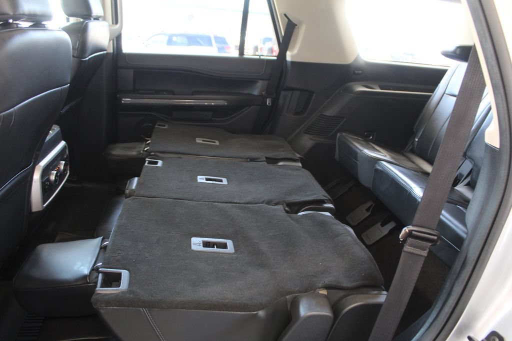 Certified 2022 Ford Expedition XLT RWD image 31