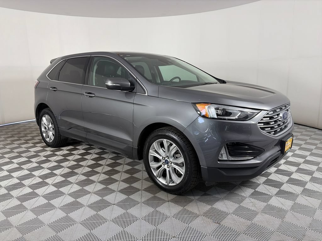 Certified 2022 Ford Edge Titanium AWD/4WD image 1