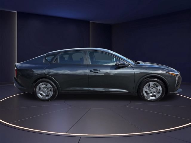 Used 2025 Kia K4 FWD image 2