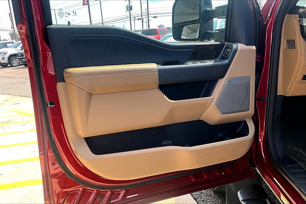Certified 2026 Ford F450 Lariat w/ Lariat Premium Package AWD/4WD image 18