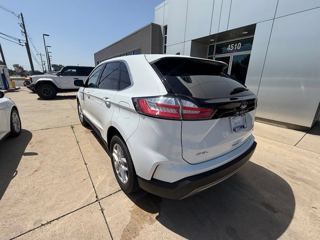 Certified 2024 Ford Edge SEL w/ Convenience Package AWD/4WD image 7