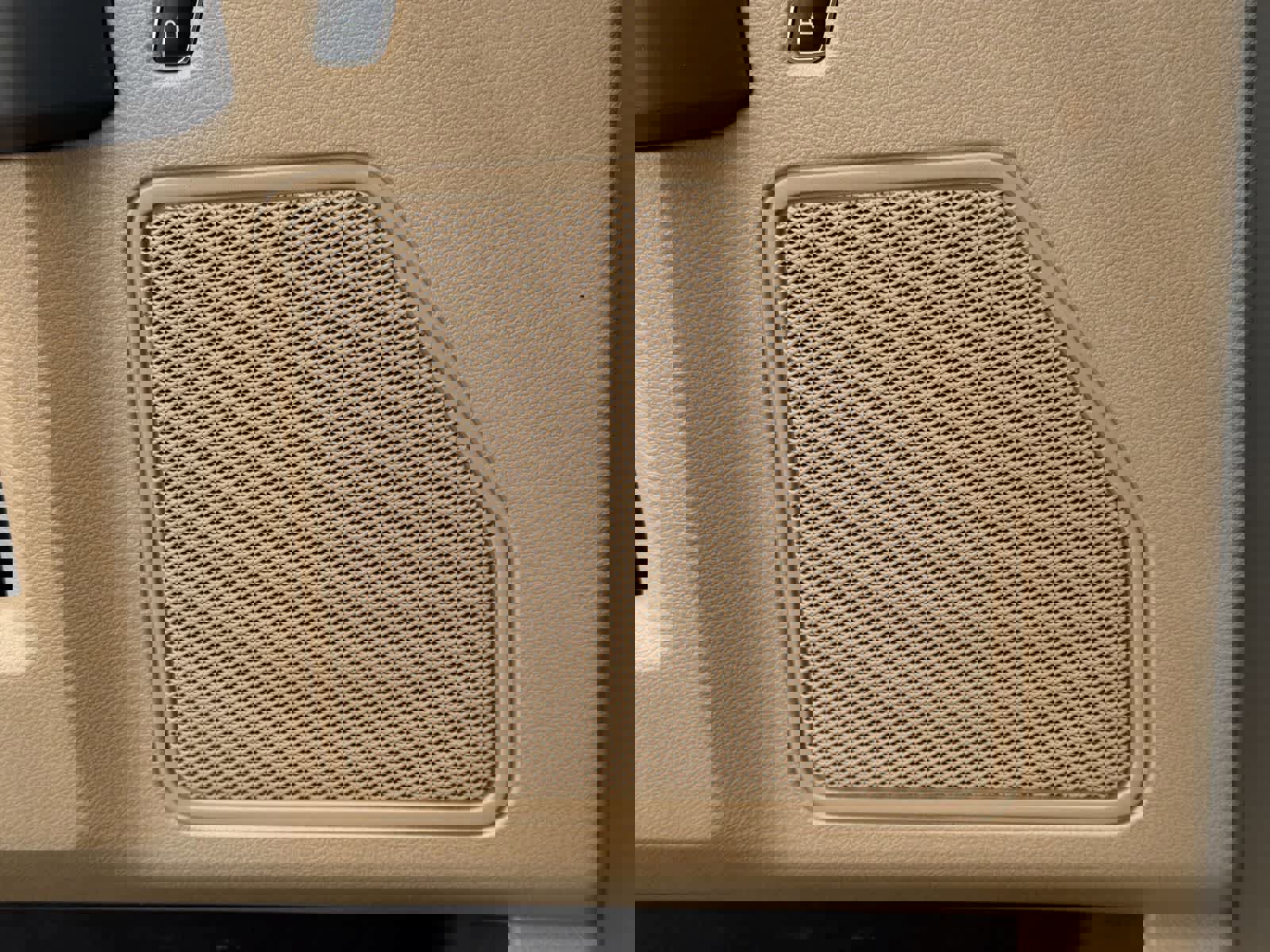 Certified 2017 Ford F150 XLT w/ Equipment Group 302A Luxury image 30