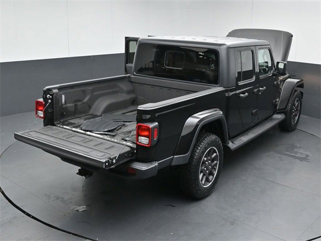 Used 2021 Jeep Gladiator Overland w/ Cold Weather Group image 48