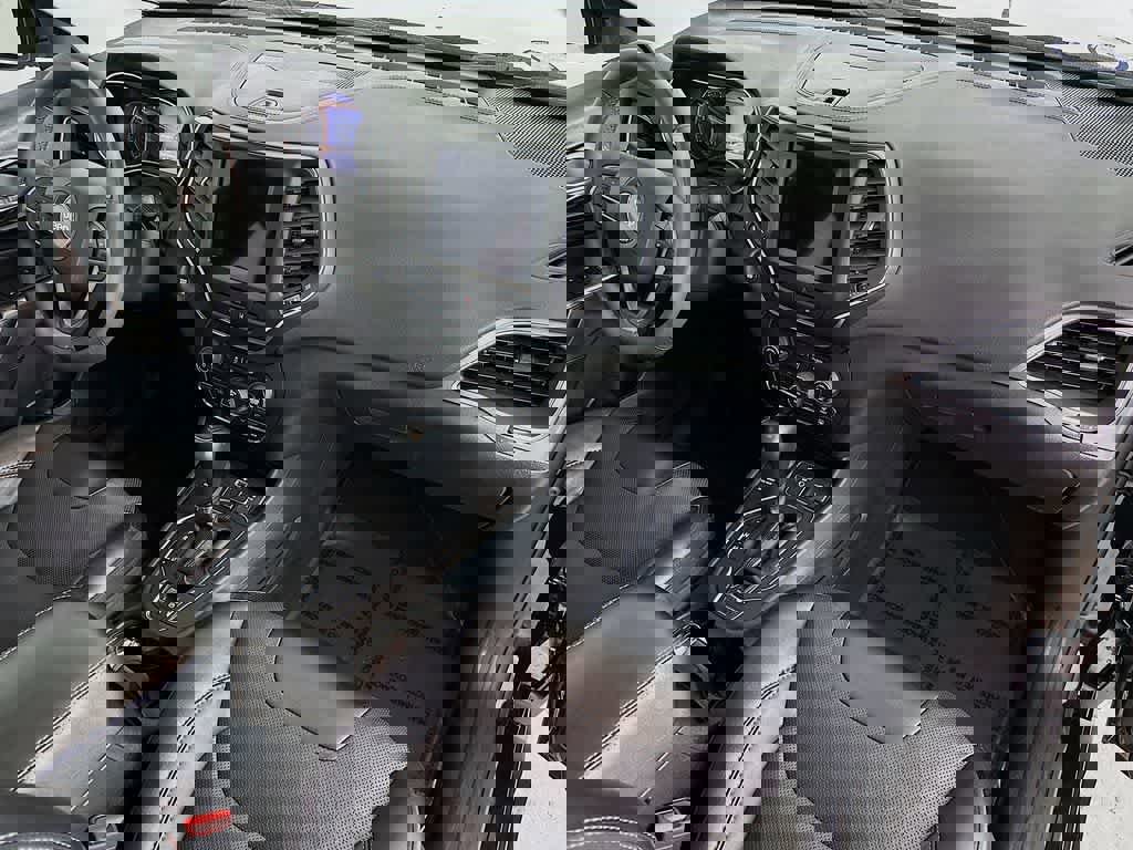 Used 2022 Jeep Cherokee Latitude Lux w/ Sun & Sound Group image 33