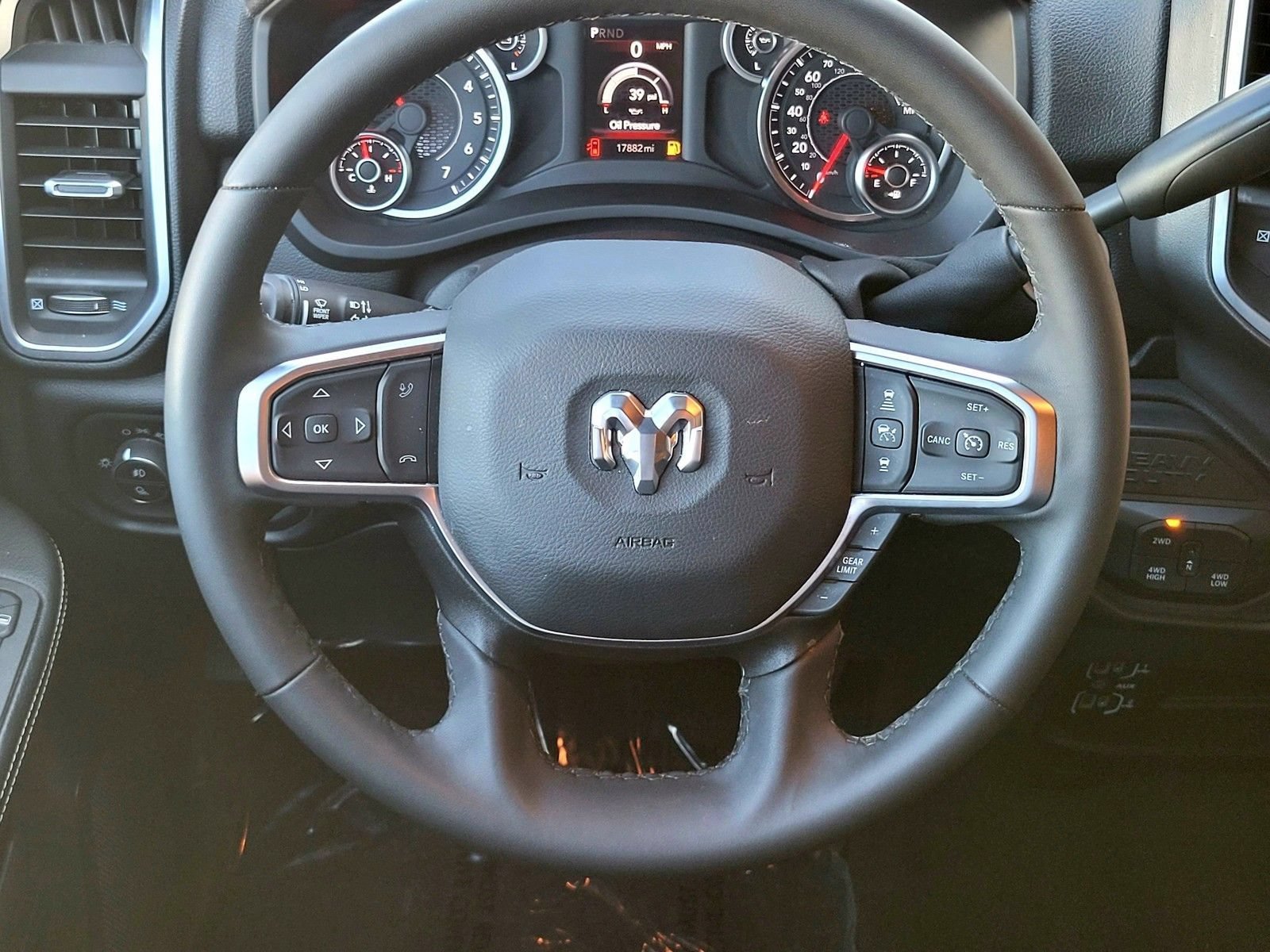 Used 2025 RAM 2500 Big Horn AWD/4WD image 12