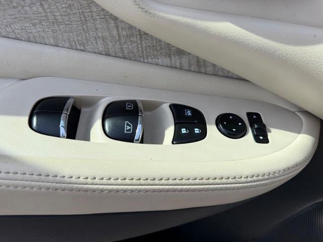 Used 2022 Nissan Murano SL w/ SL Moonroof Package image 20