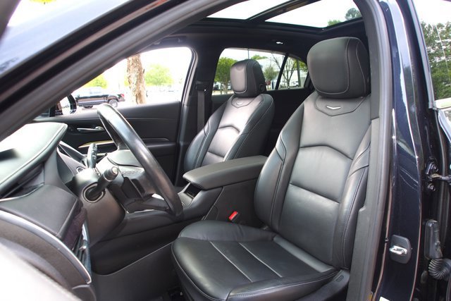 Used 2023 Cadillac XT4 Luxury w/ Cold Weather Package image 16