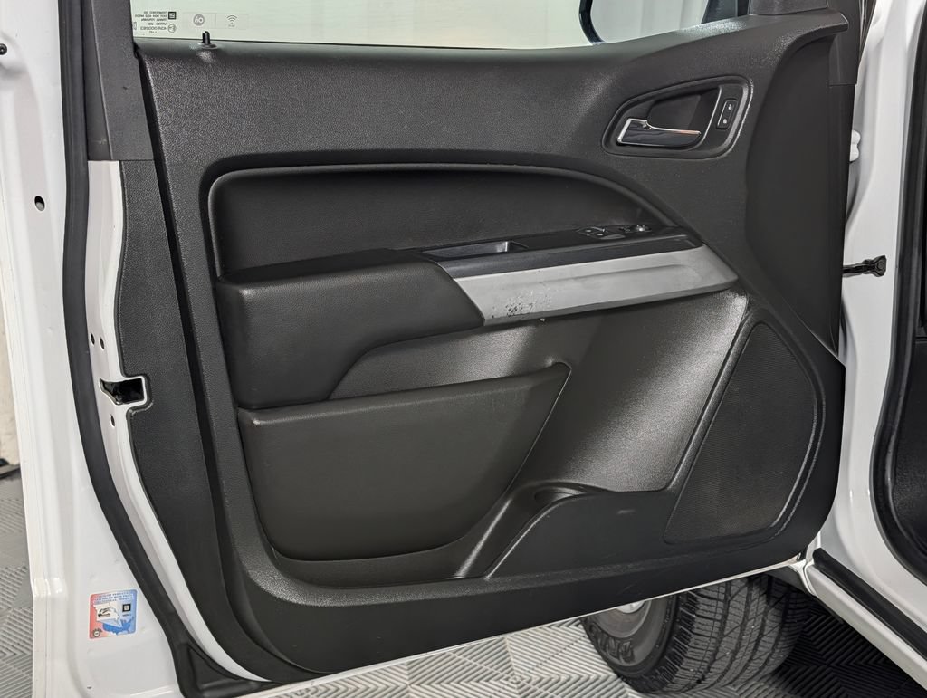 Used 2021 Chevrolet Colorado LT w/ Fleet Safety Package RWD image 25