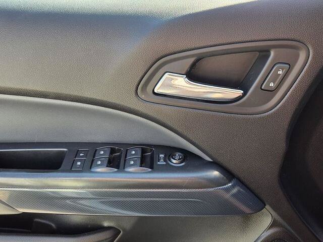 Used 2019 Chevrolet Colorado Z71 RWD image 29
