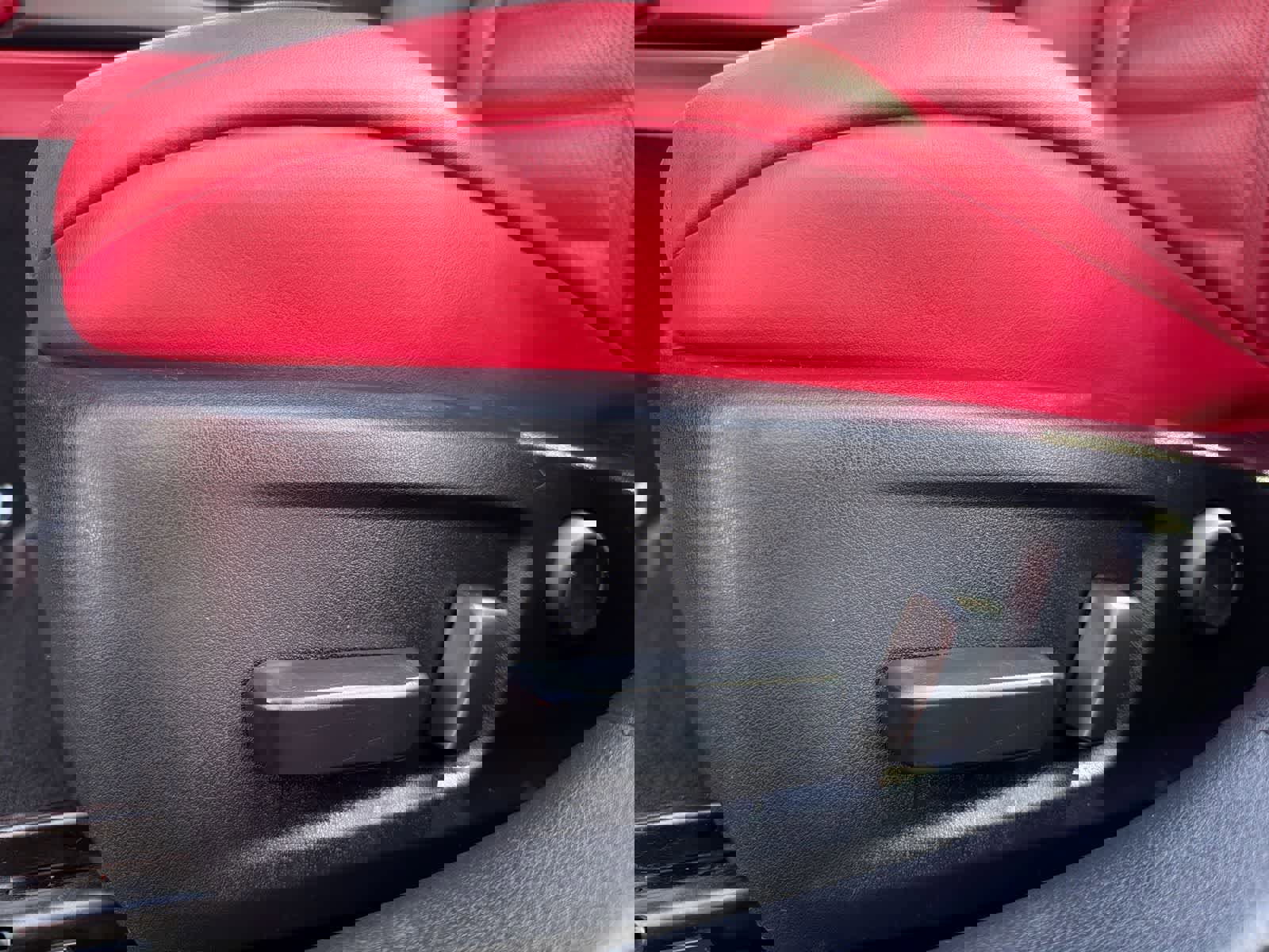 Used 2022 Lexus IS 350 F Sport w/ Accessory Package image 18