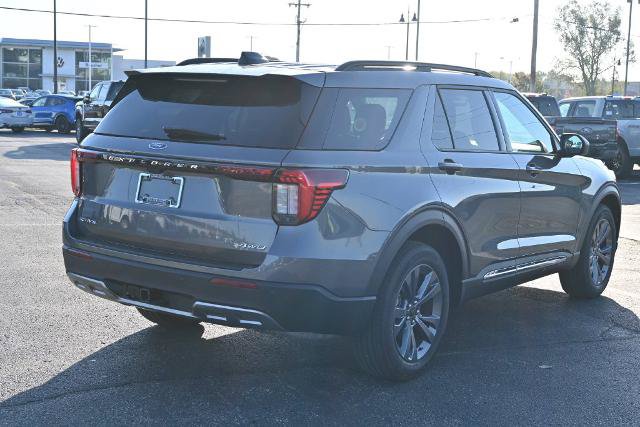 Certified 2025 Ford Explorer Active w/ Active Comfort Package AWD/4WD image 9