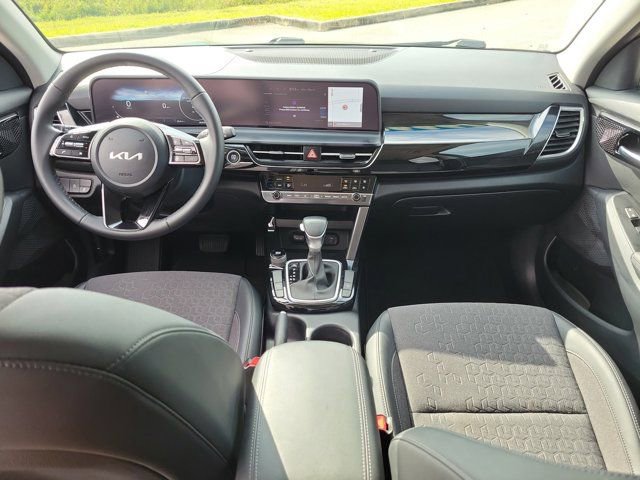 Used 2024 Kia Seltos S FWD image 17