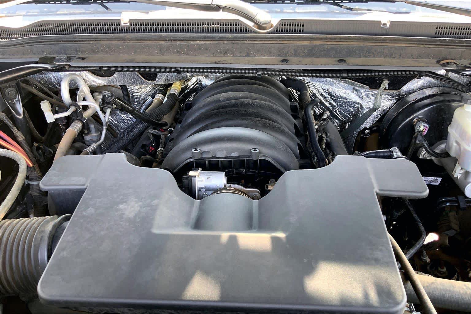 Used 2018 Chevrolet Tahoe LT RWD image 32