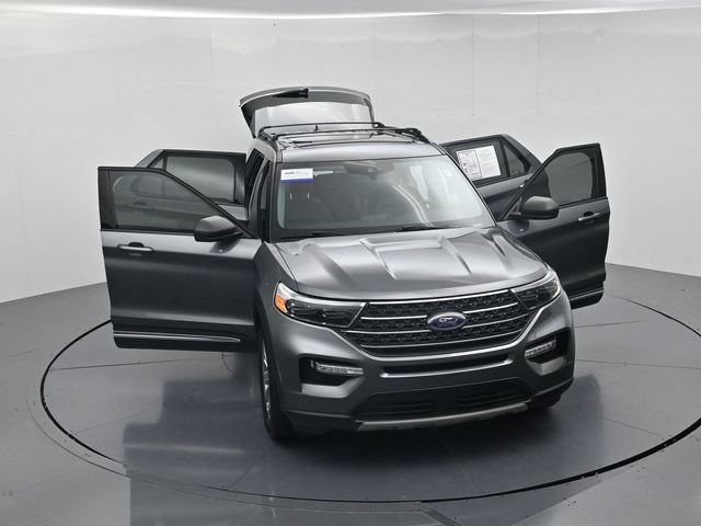 Certified 2023 Ford Explorer XLT w/ Equipment Group 202A AWD/4WD image 59