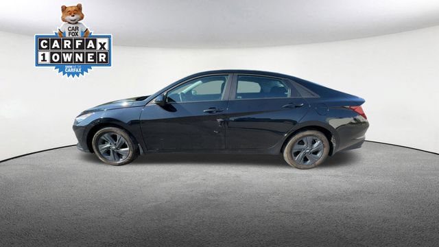 Used 2023 Hyundai Elantra SEL FWD image 5