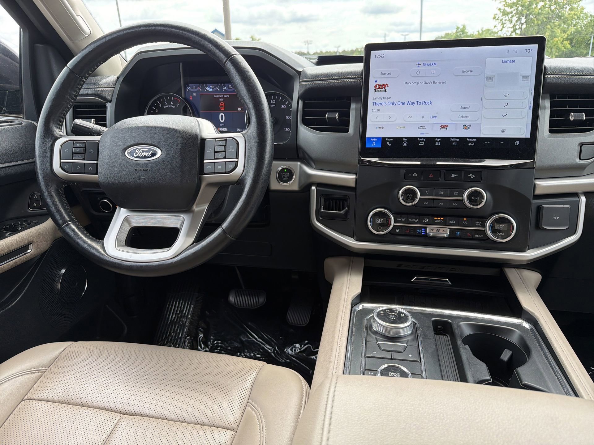 Certified 2024 Ford Expedition Max XLT AWD/4WD image 3