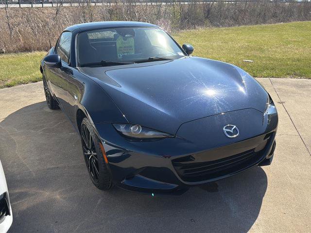 Used 2025 MAZDA MX-5 Miata RF Grand Touring image 2
