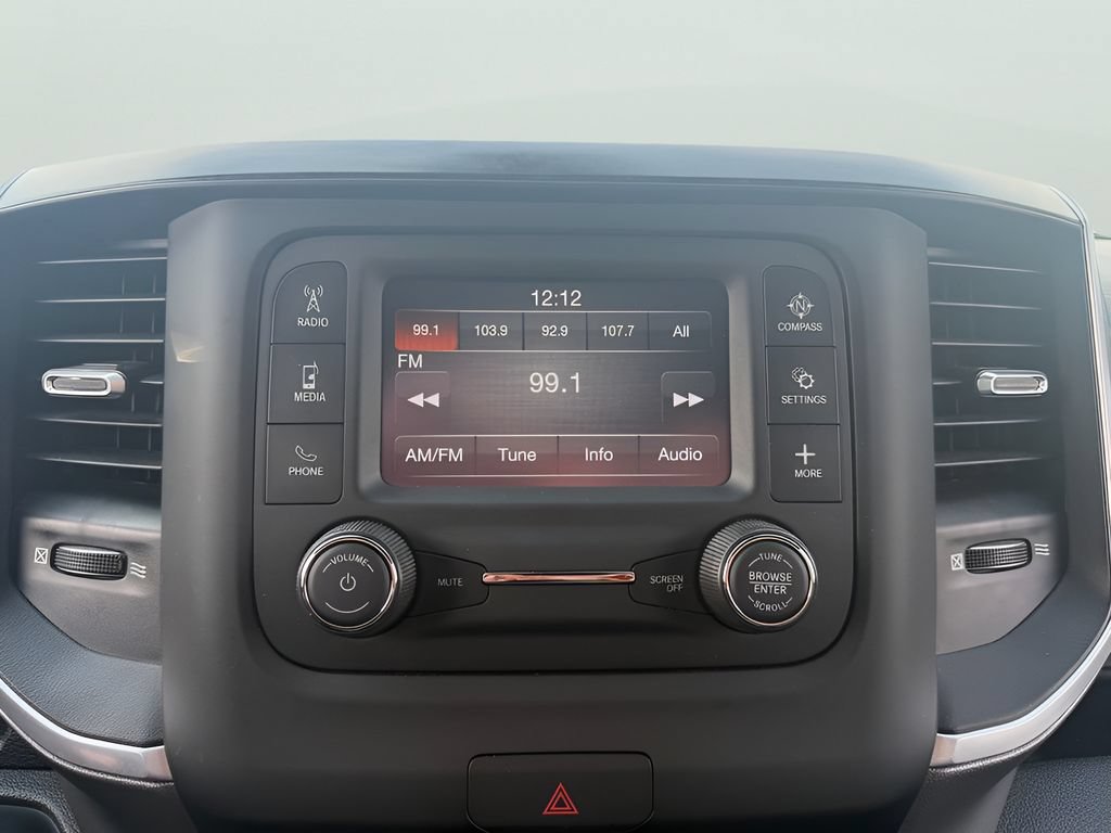 Used 2022 RAM 1500 Big Horn AWD/4WD image 18