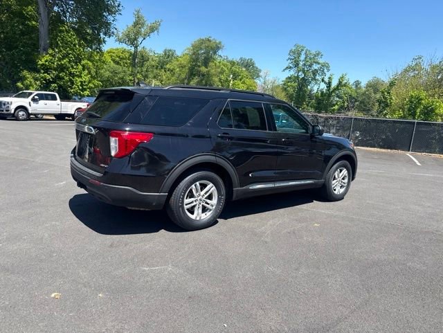 Certified 2022 Ford Explorer XLT w/ Class IV Trailer Tow Package AWD/4WD image 8