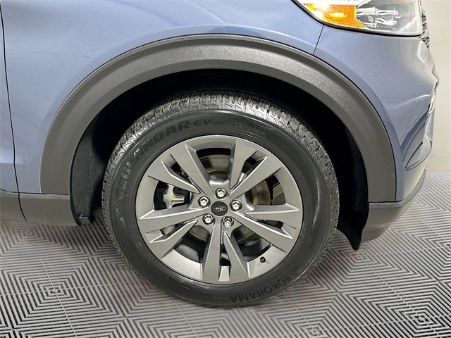 Certified 2021 Ford Explorer XLT w/ Equipment Group 202A image 25