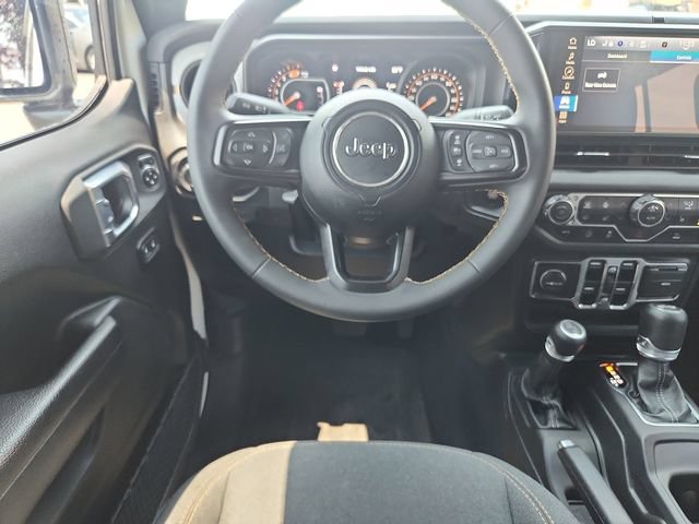 Used 2024 Jeep Wrangler Unlimited Sport AWD/4WD image 9