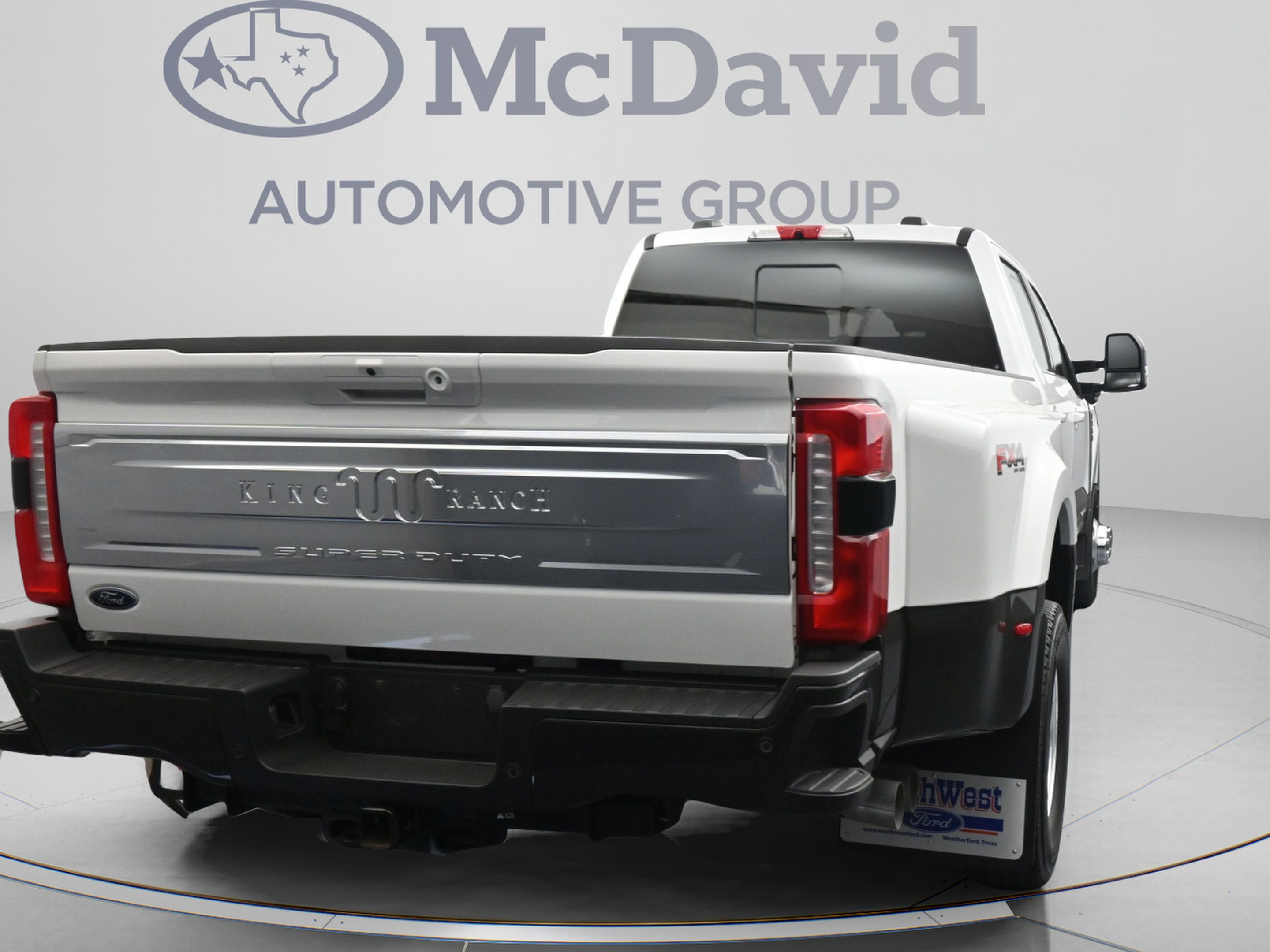 Certified 2024 Ford F350 King Ranch AWD/4WD image 8
