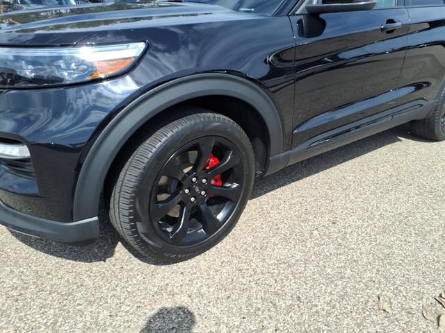 Certified 2024 Ford Explorer ST w/ Equipment Group 401A AWD/4WD image 4
