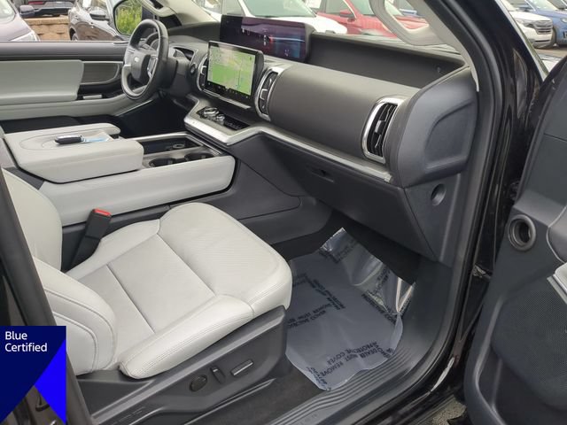 Certified 2025 Ford Expedition Platinum AWD/4WD image 38
