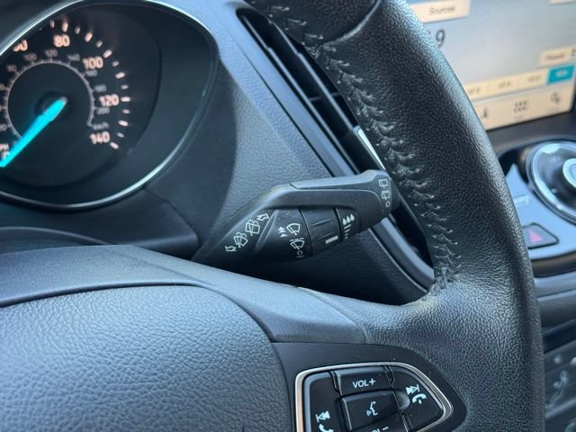 Certified 2019 Ford Escape Titanium w/ U9j03 - Titanium Tow Package AWD/4WD image 27