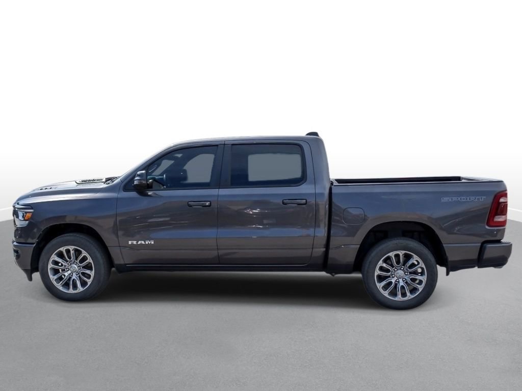 Used 2023 RAM 1500 Laramie AWD/4WD image 5