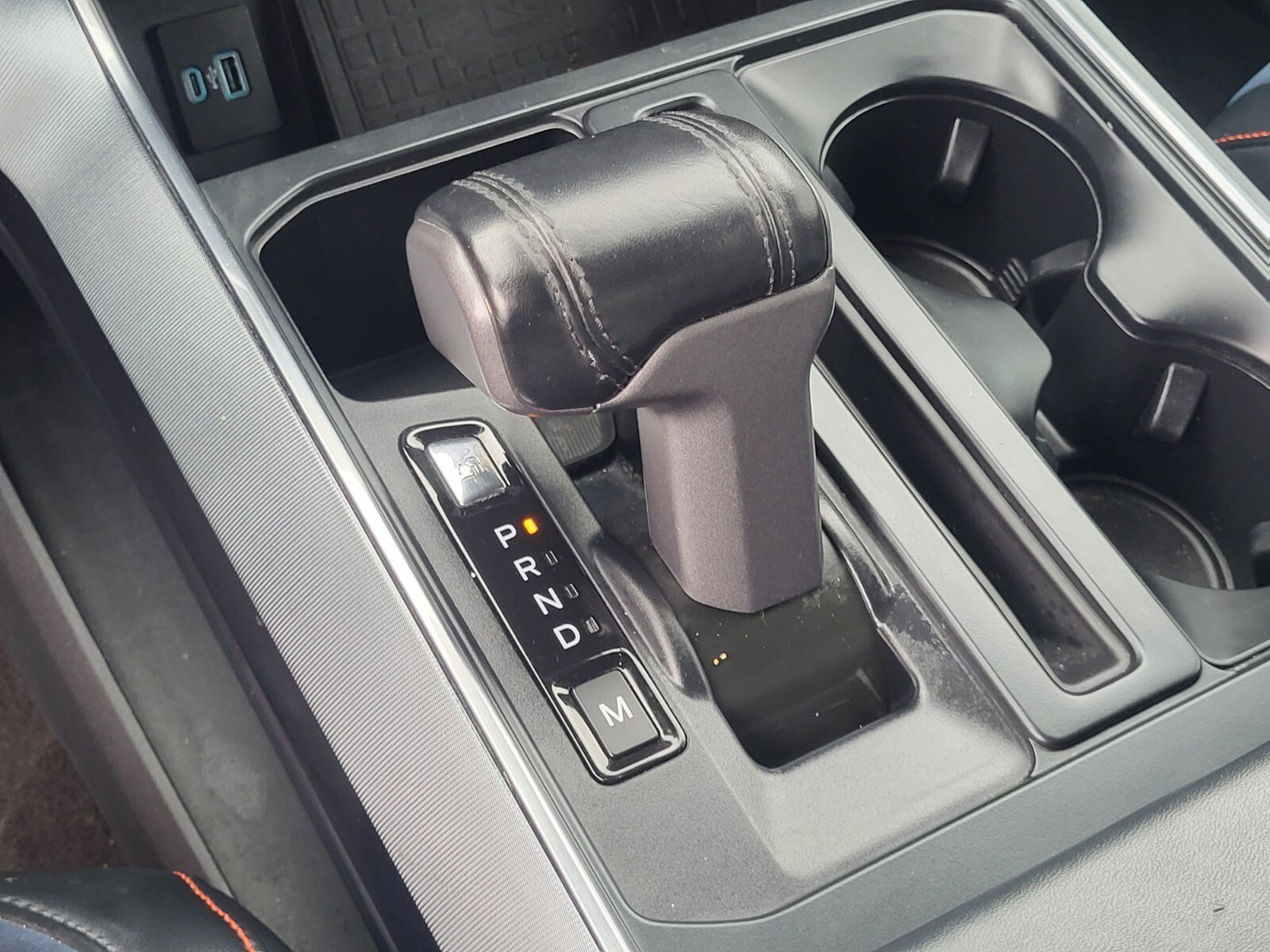 Certified 2022 Ford F150 Raptor w/ Raptor 37 Performance Package image 26