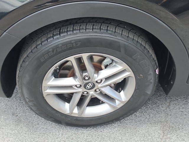 Used 2018 Hyundai Santa Fe Sport FWD image 11