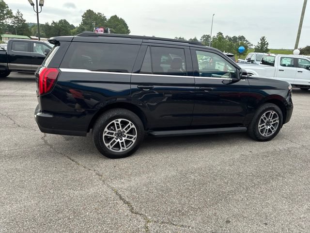 Certified 2025 Ford Expedition Active AWD/4WD image 38