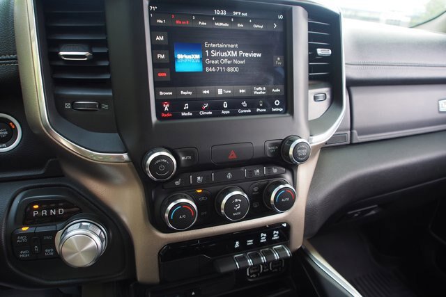 Used 2019 RAM 1500 Laramie AWD/4WD image 26