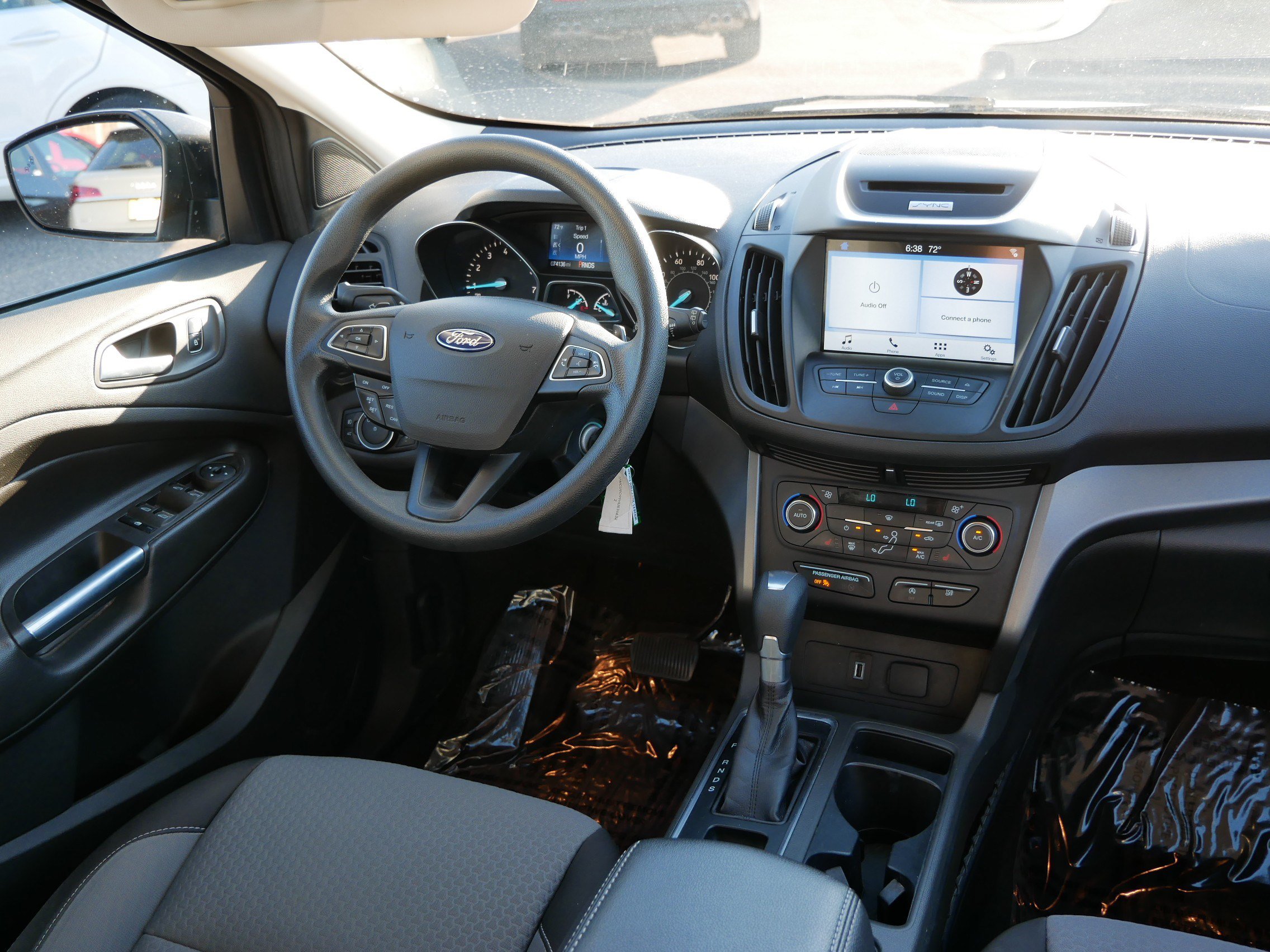 Certified 2017 Ford Escape SE w/ Equipment Group 201A AWD/4WD image 9