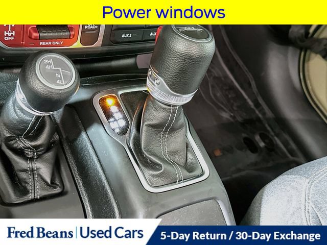 Used 2025 Jeep Gladiator Sport AWD/4WD image 20