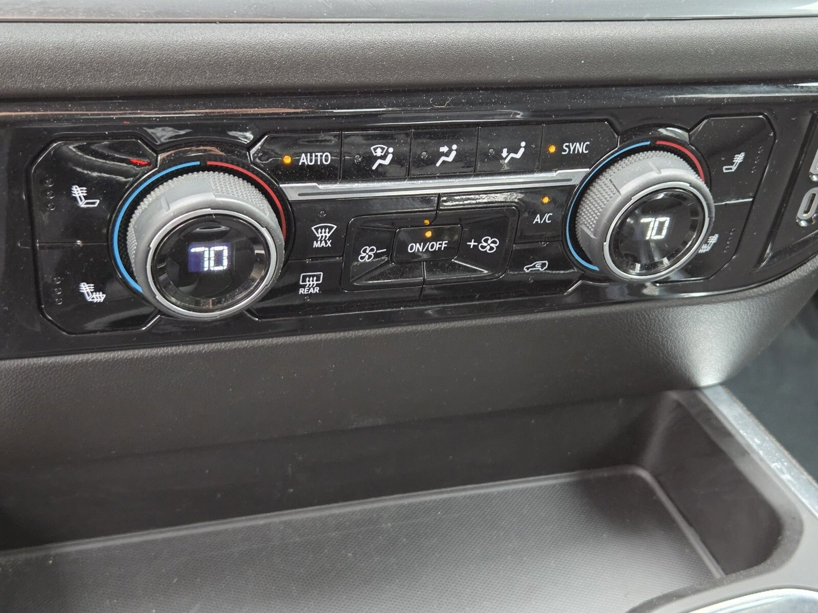 Used 2025 Chevrolet Silverado 1500 LT w/ Max Trailering Package image 22