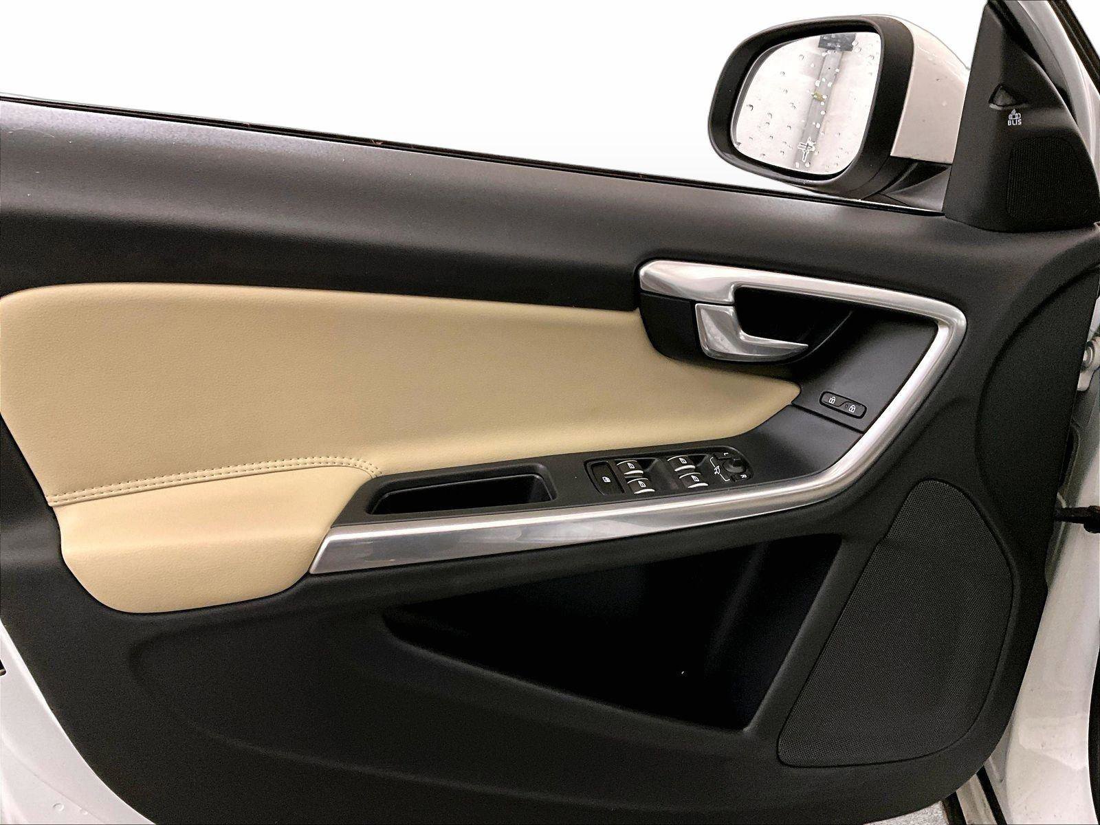 Used 2017 Volvo S60 T5 Inscription AWD/4WD image 22