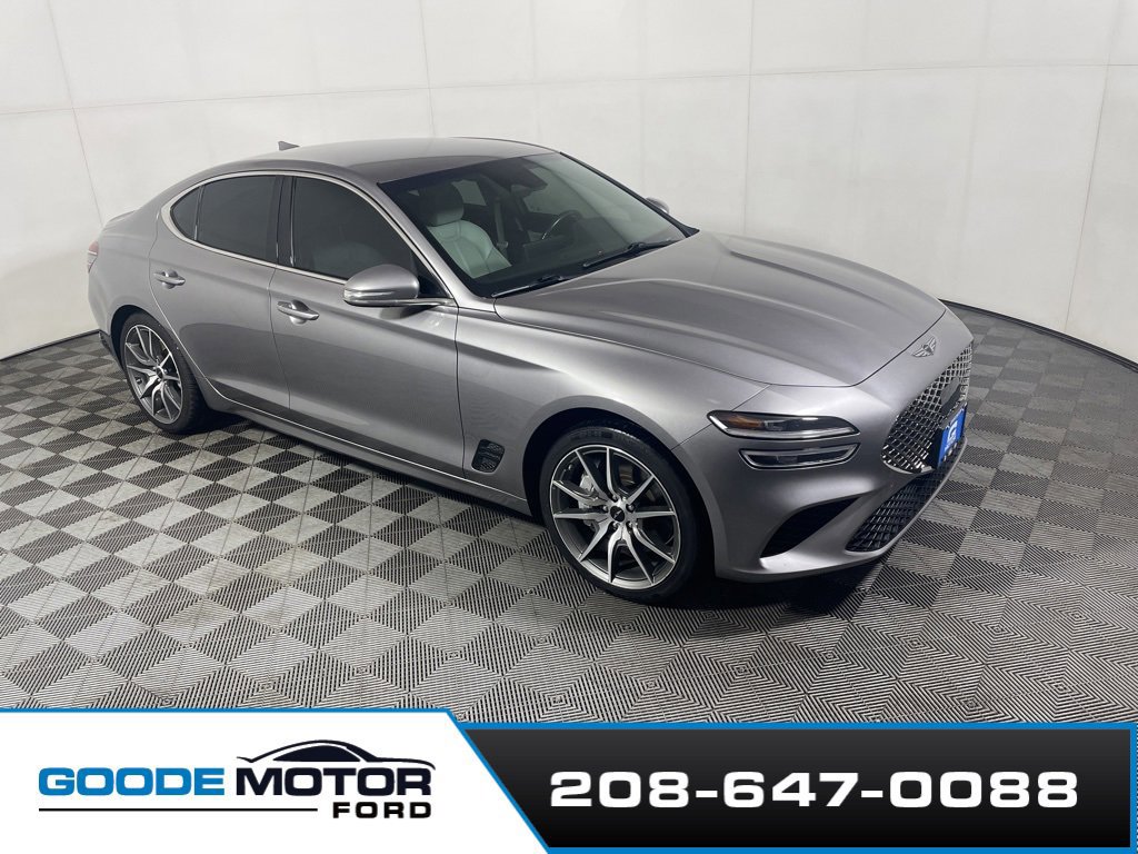 Used 2024 Genesis G70 2.5T image 5