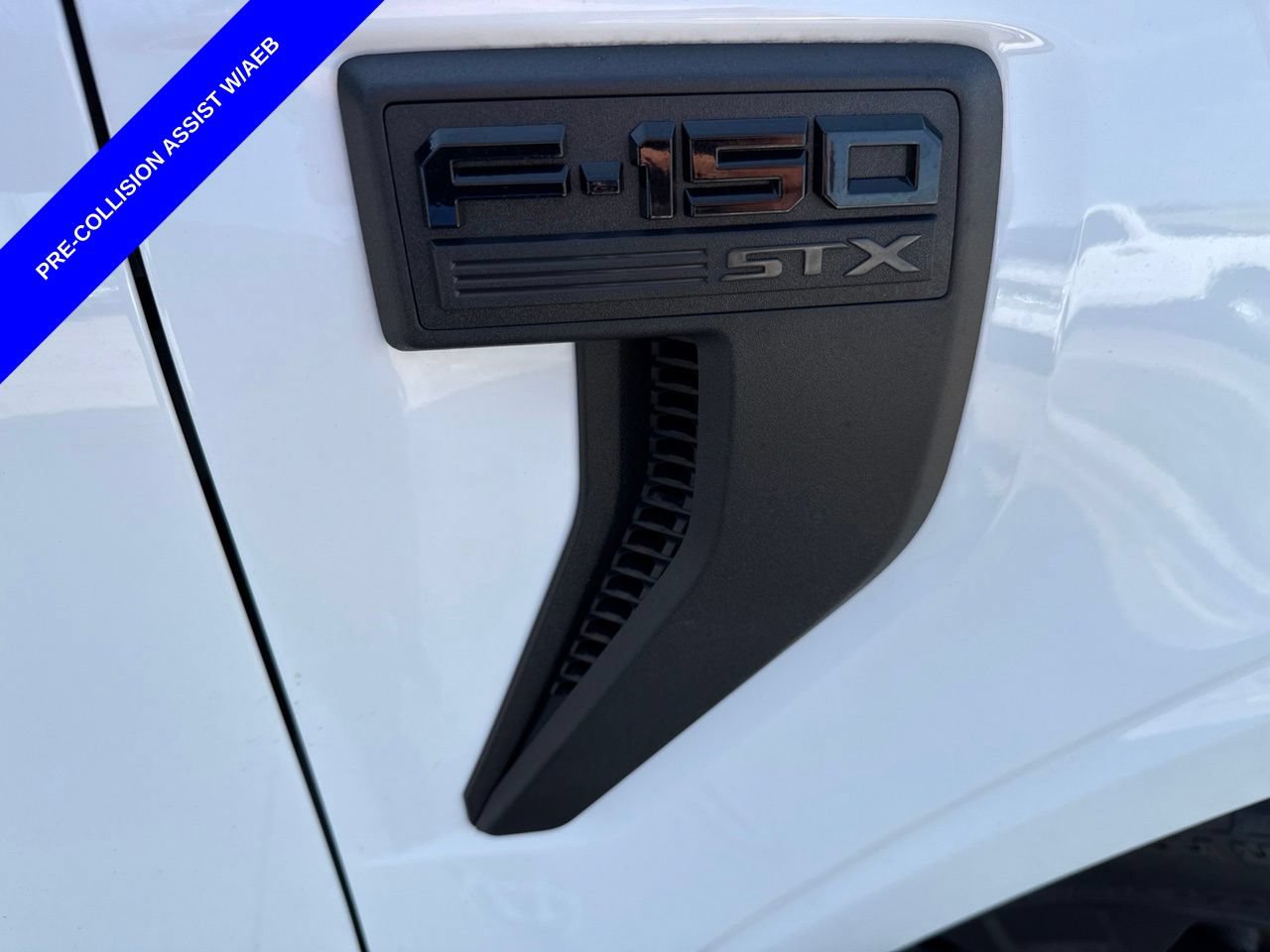 Certified 2022 Ford F150 XL w/ STX Black Appearance Package AWD/4WD image 17