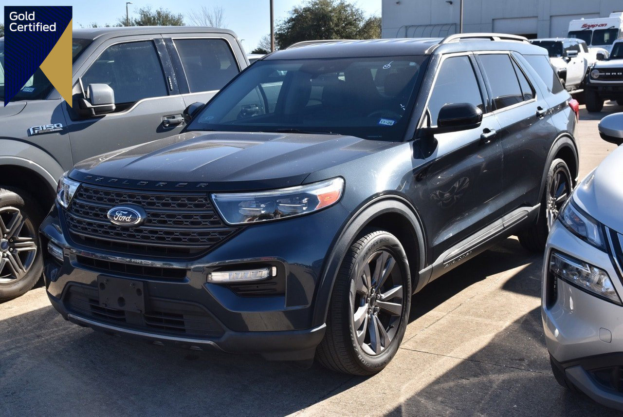 Certified 2022 Ford Explorer XLT w/ Equipment Group 202A image 1