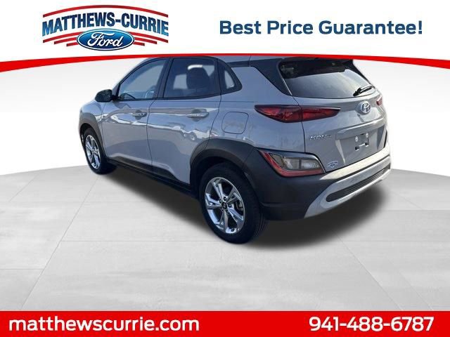 Used 2022 Hyundai Kona SEL FWD image 2