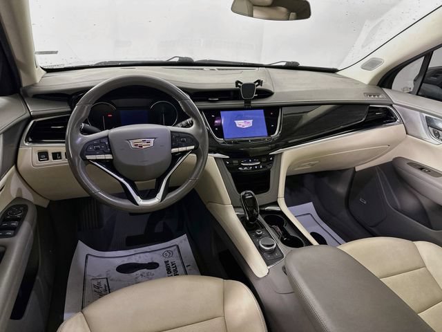 Used 2021 Cadillac XT6 Premium Luxury w/ LPO, Floor Liner Package FWD image 32