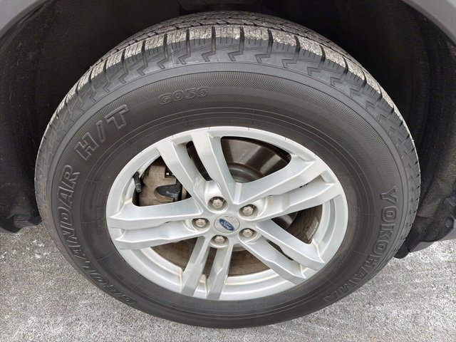 Certified 2020 Ford Explorer XLT w/ Equipment Group 202A image 13